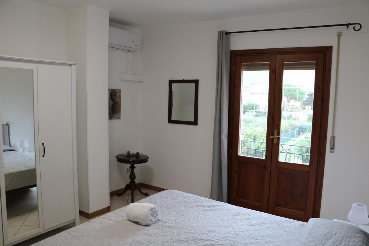 La Casa Di Magiu Apartman Terrasini Kültér fotó